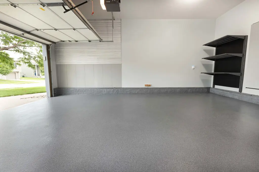 Stain resilient and waterproof residential concrete epoxy flooring